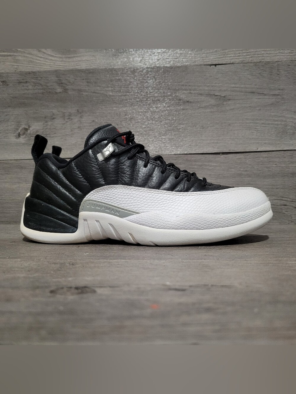 Jordan 12 Retro Low mens size 8.5 Playoffs 308317-004